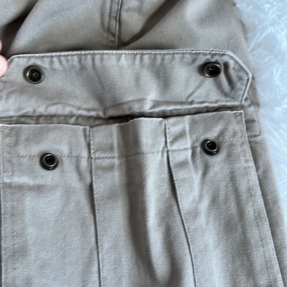 Tommy Hilfiger Beige/Tan Cargo Utility Shorts - Picture 9 of 11